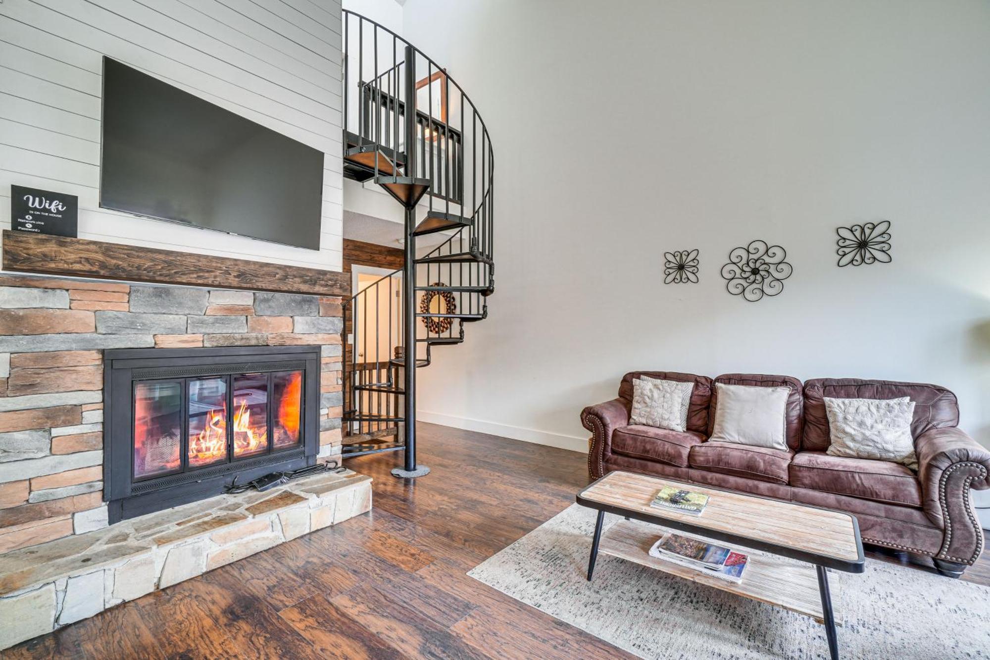 Gatlinburg Mountain Townhome With Pool Access! Екстер'єр фото